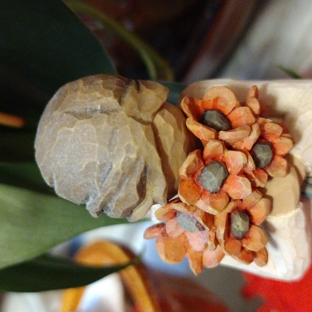 Willow Tree Figurine Surrounded by Love